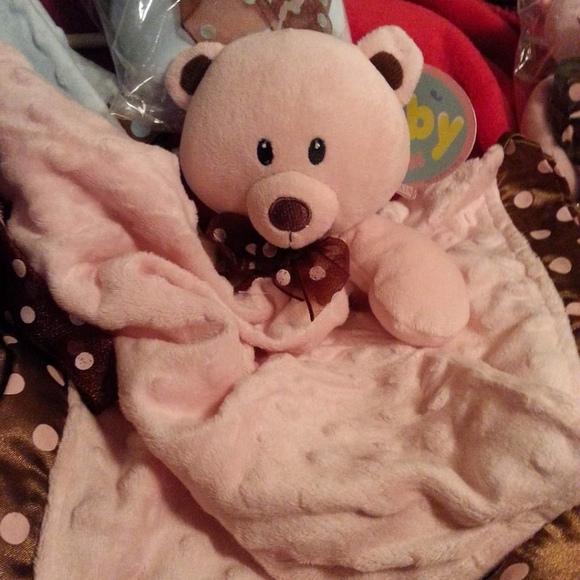 Teddy bears in blanket - Picture 2 of 10